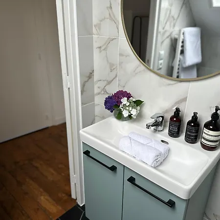 Отель La Renaissance -